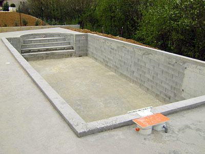 Création piscine béton à Cuxac-d'Aude