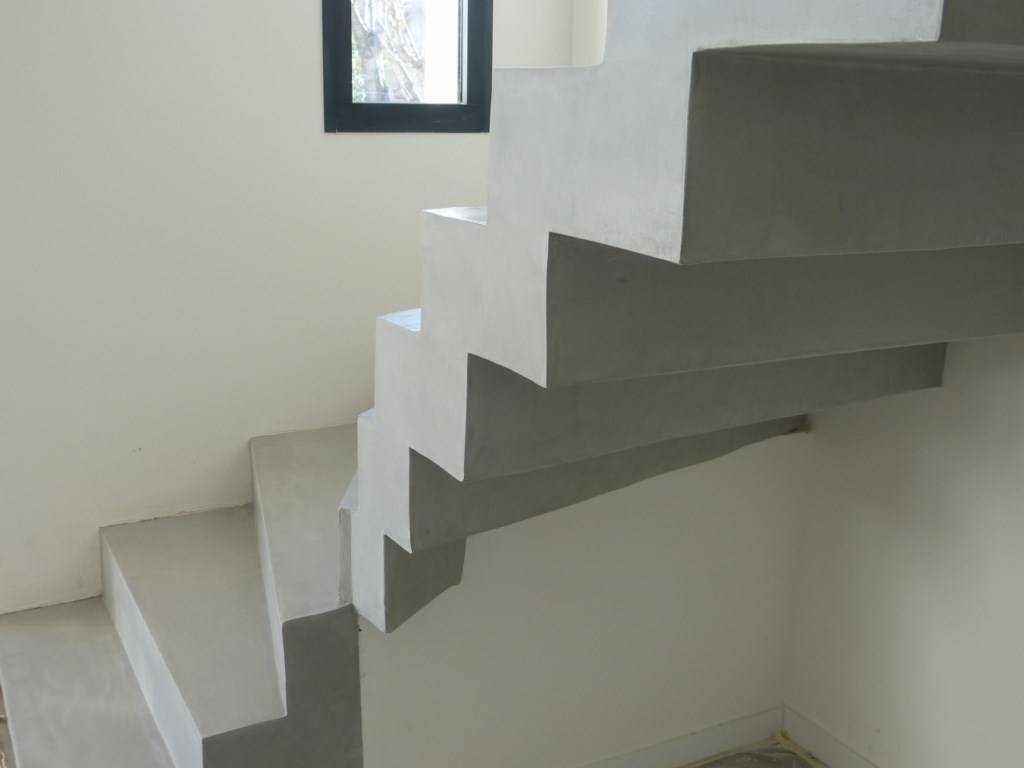 Création d'escalier en béton dans l'Aude